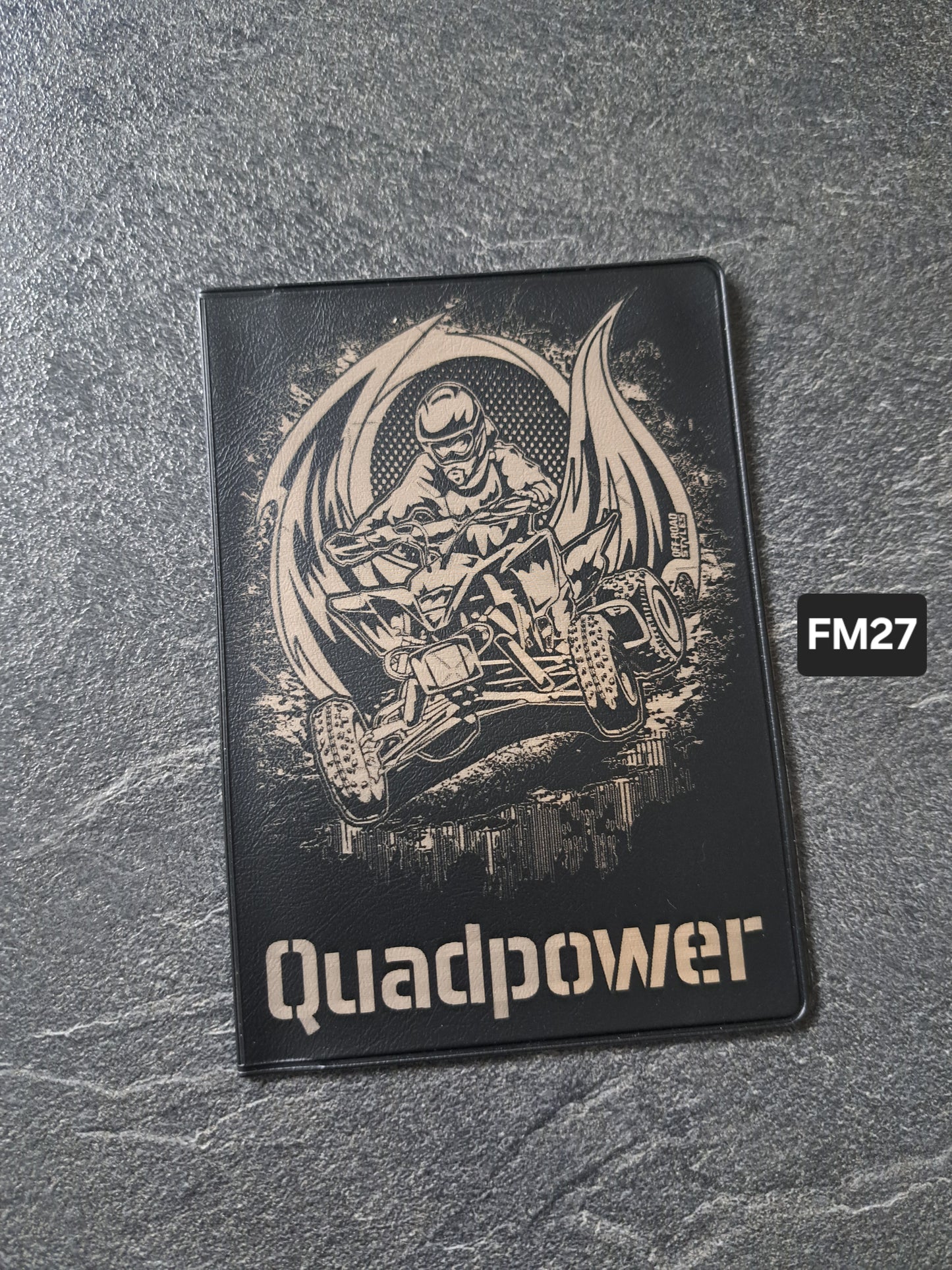Fahrzeugscheinmappe Gravurdekor Quadpower