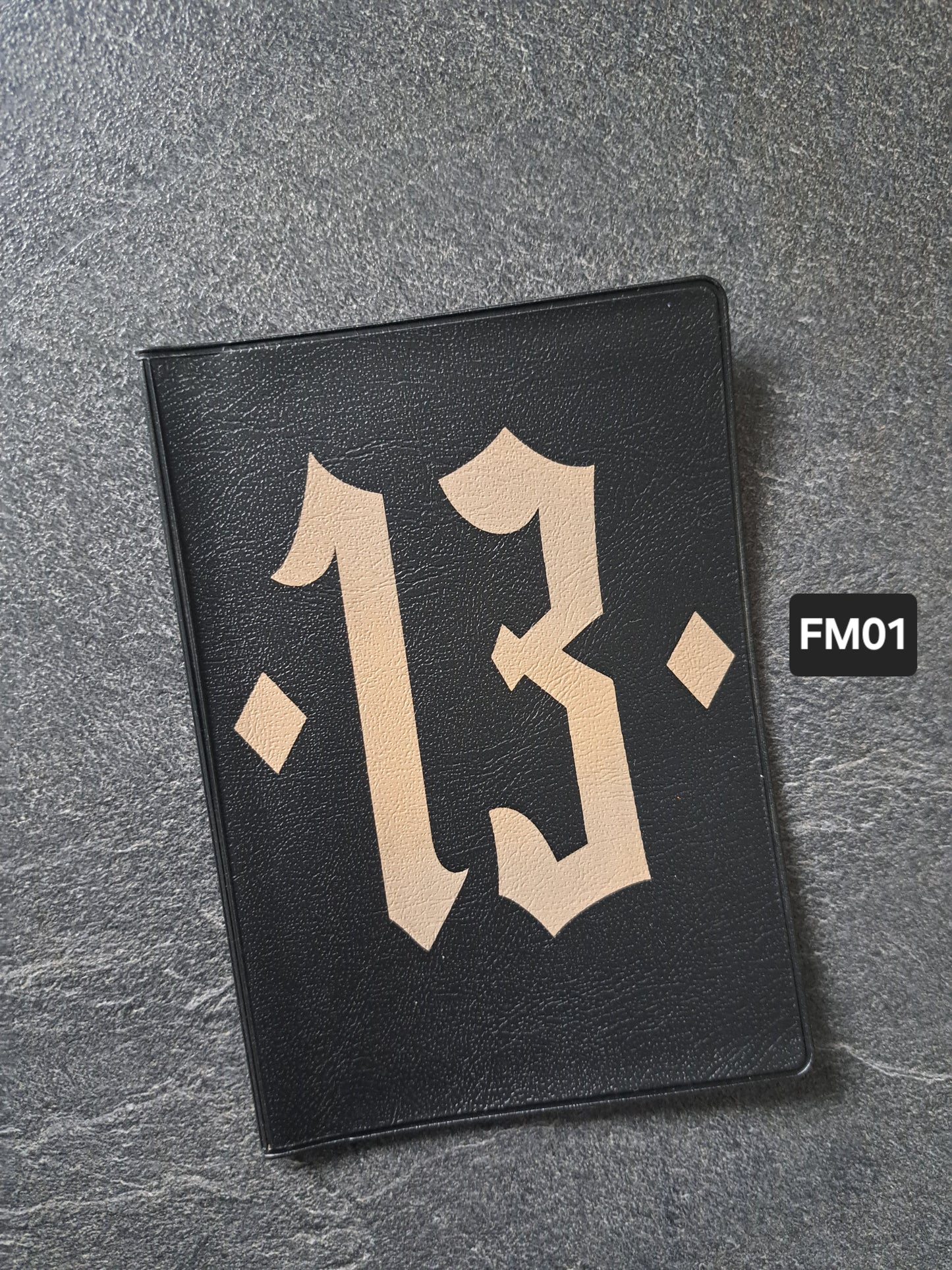 Fahrzeugscheinmappe Gravurdekor *13*