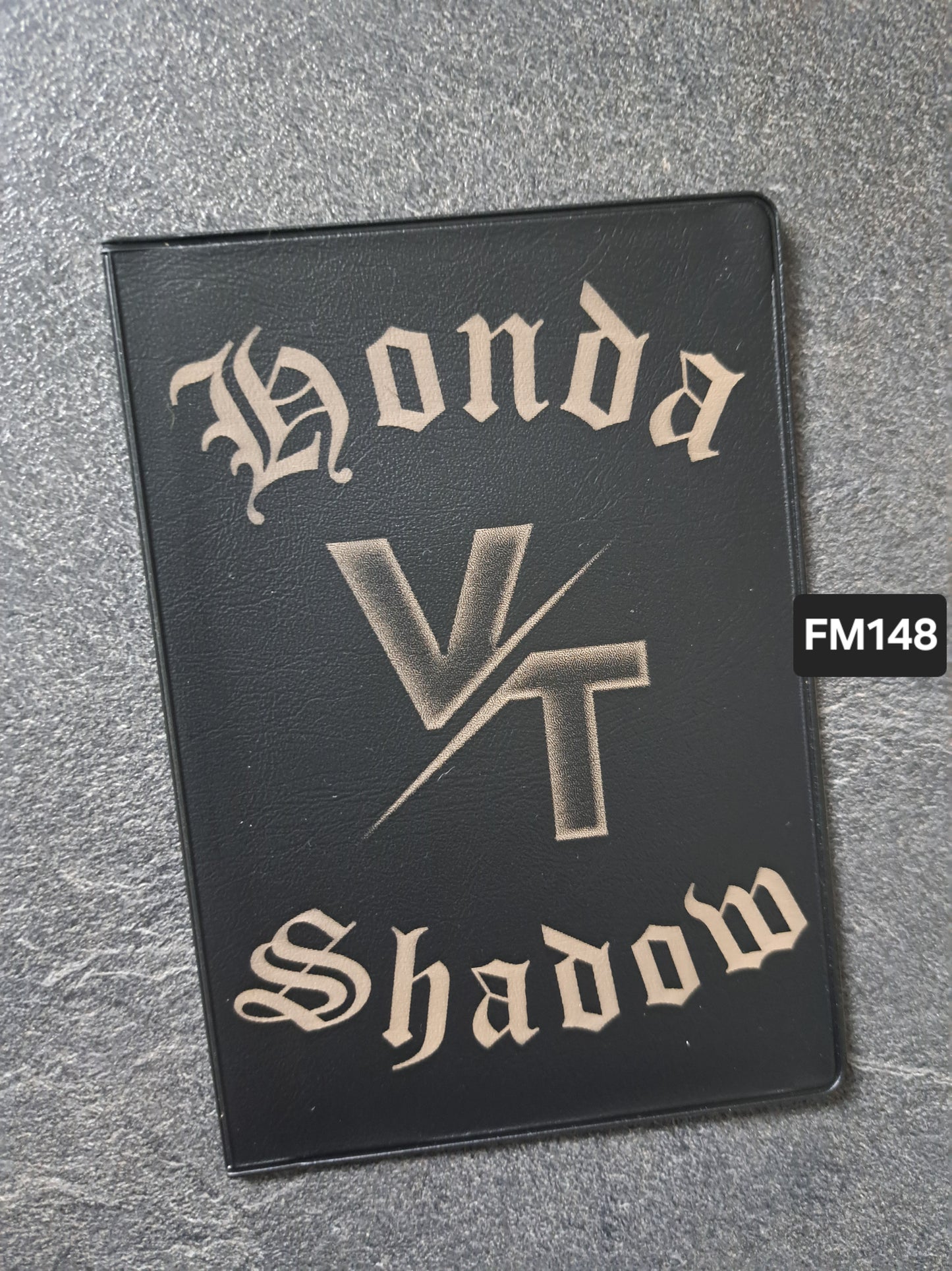 Fahrzeugscheinmappe Gravurdekor Honda Shadow VT