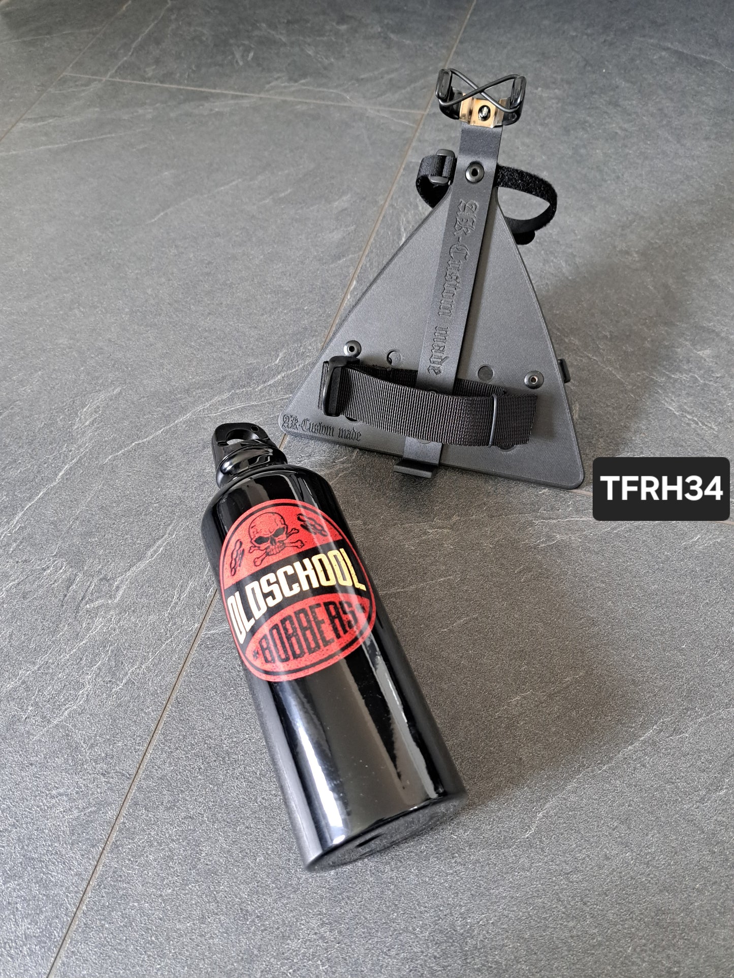 Suzuki Savage LS650 (Tank-)Flasche & Rahmenhalter Oldschool