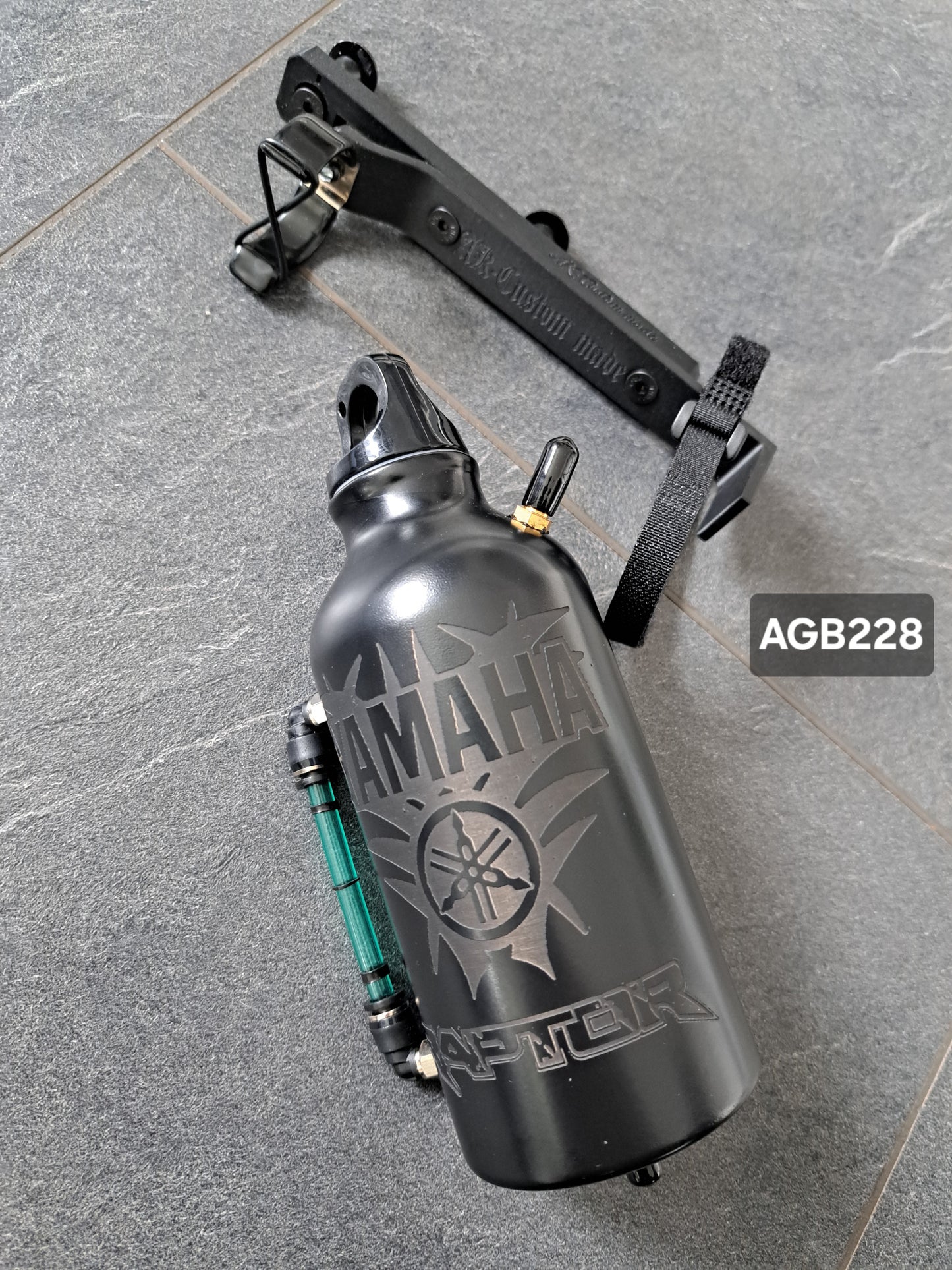 Ausgleichsbehälter Y. Raptor inkl. verst. Halter