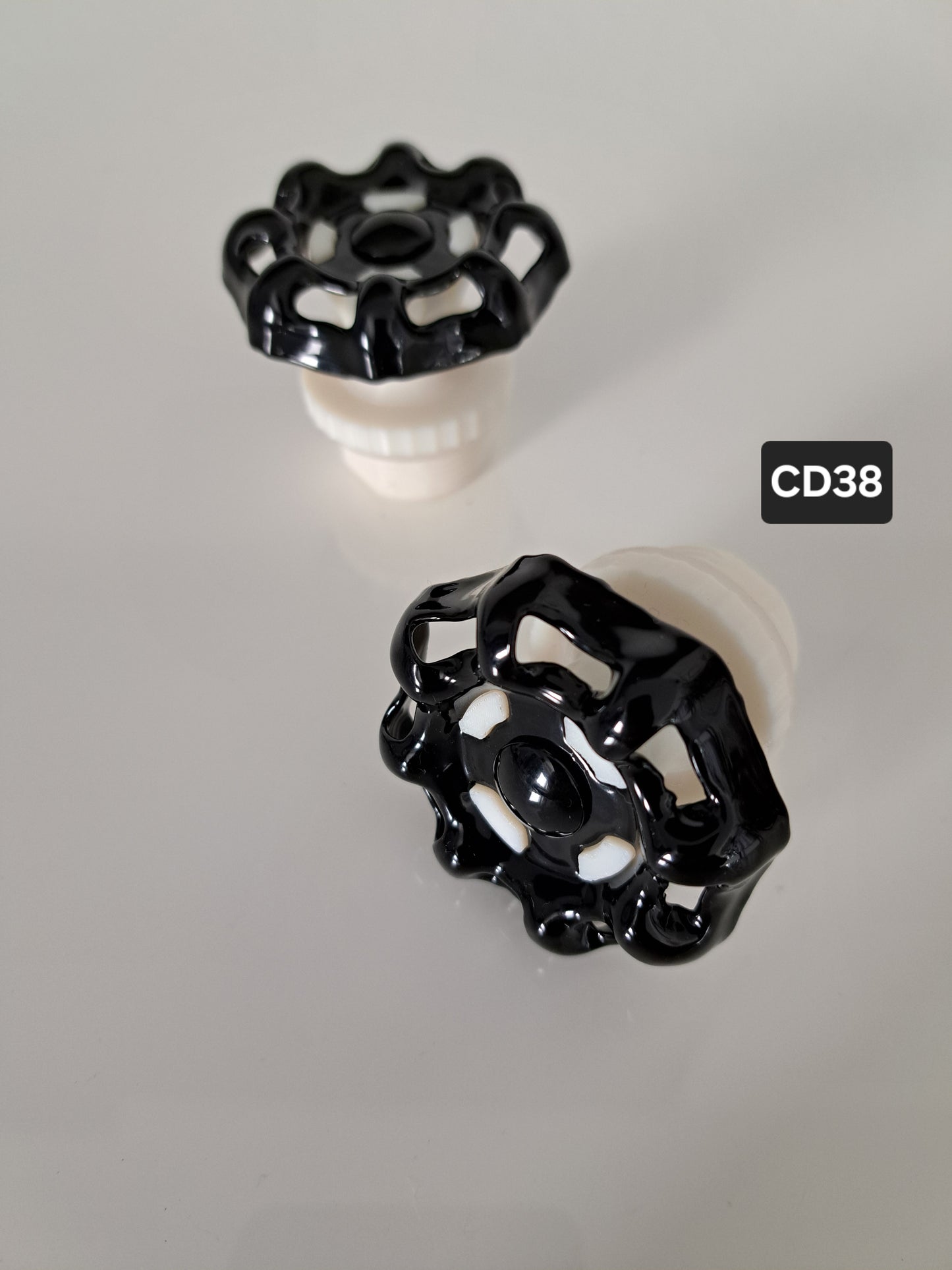 Customdeckel NOS-Handrad schwarz/weiß