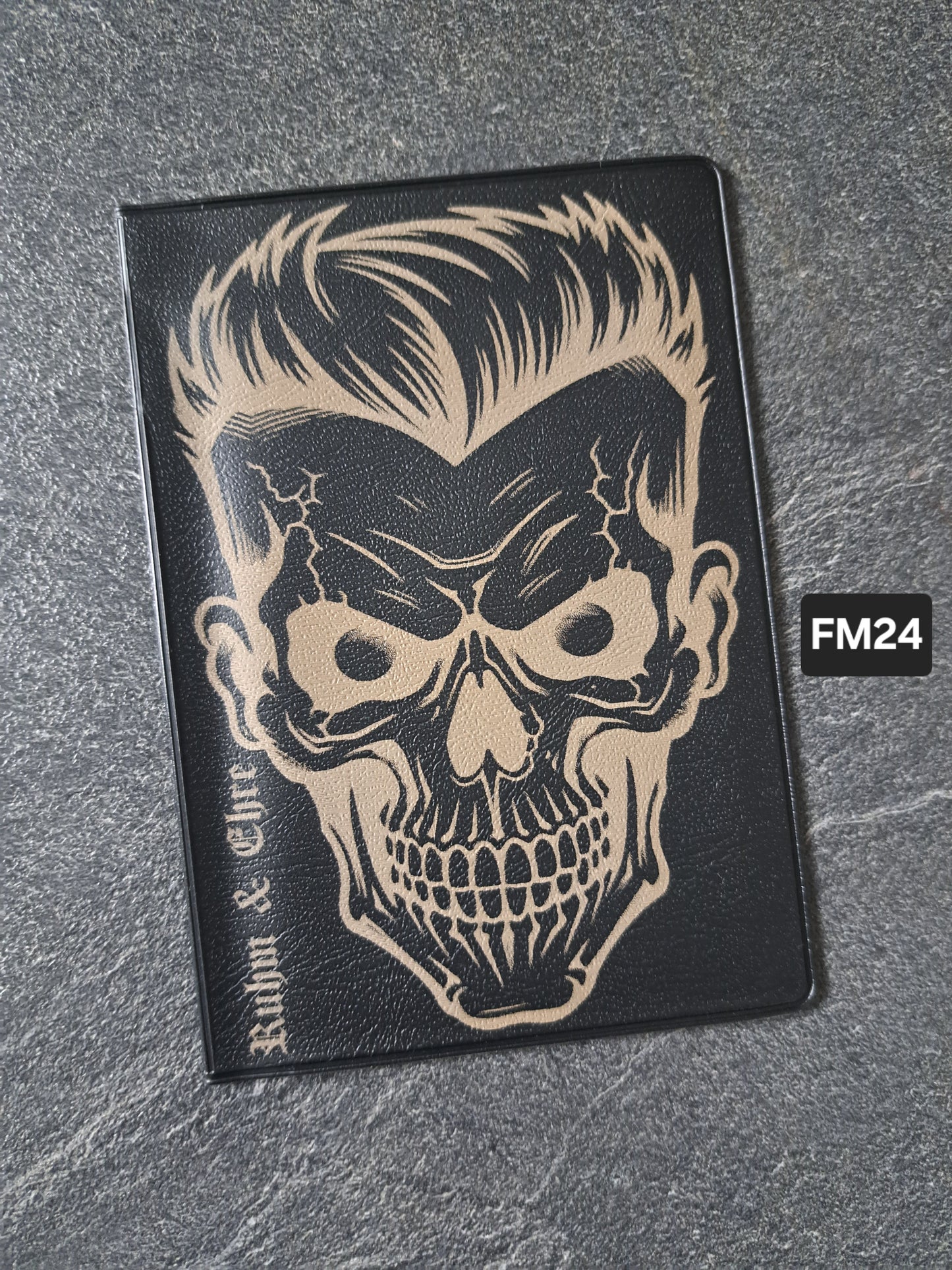 Fahrzeugscheinmappe Gravurdekor Rockabilly