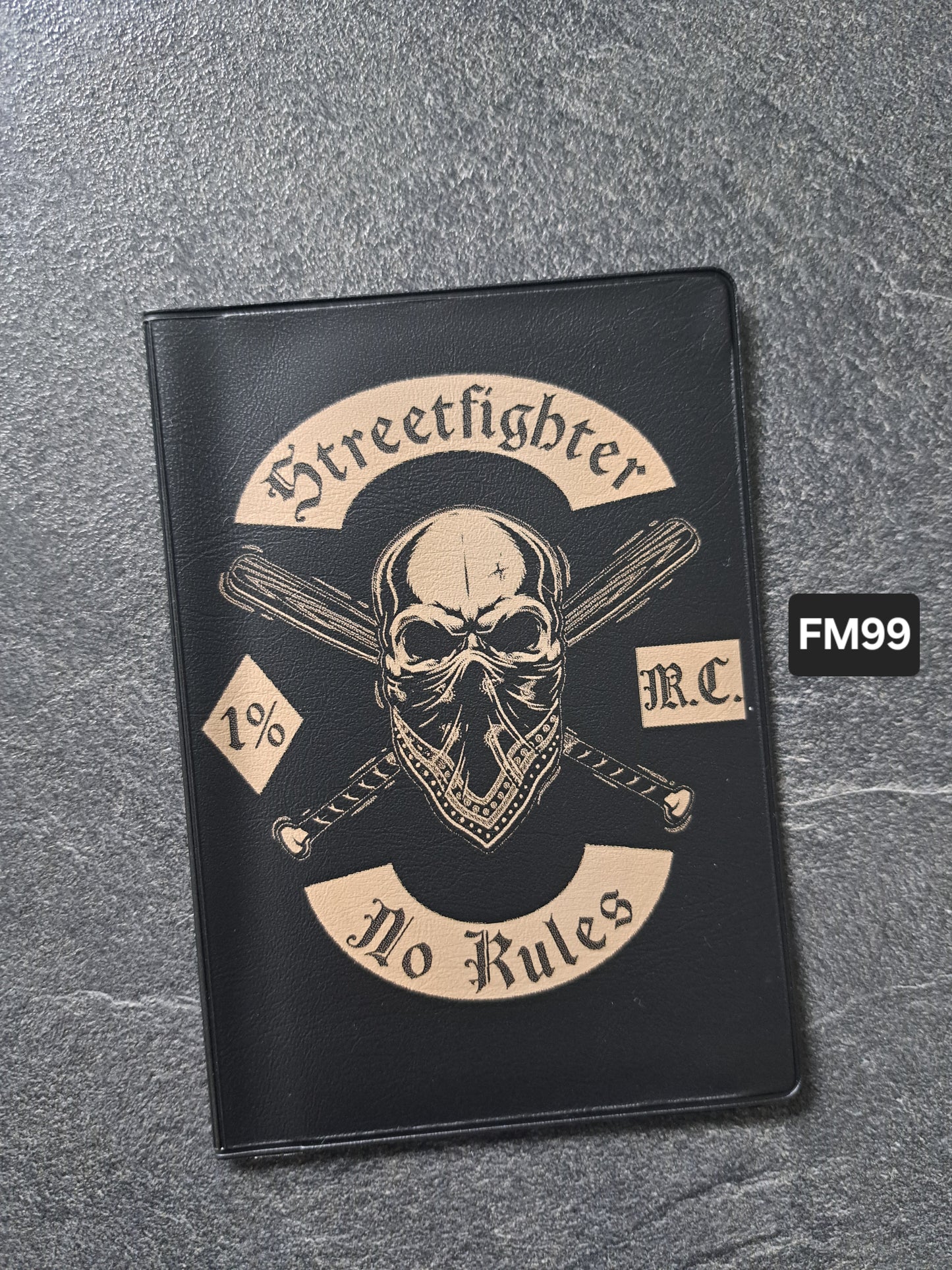 Fahrzeugscheinmappe Gravurdekor Streetfighter Totenkopf No Rules
