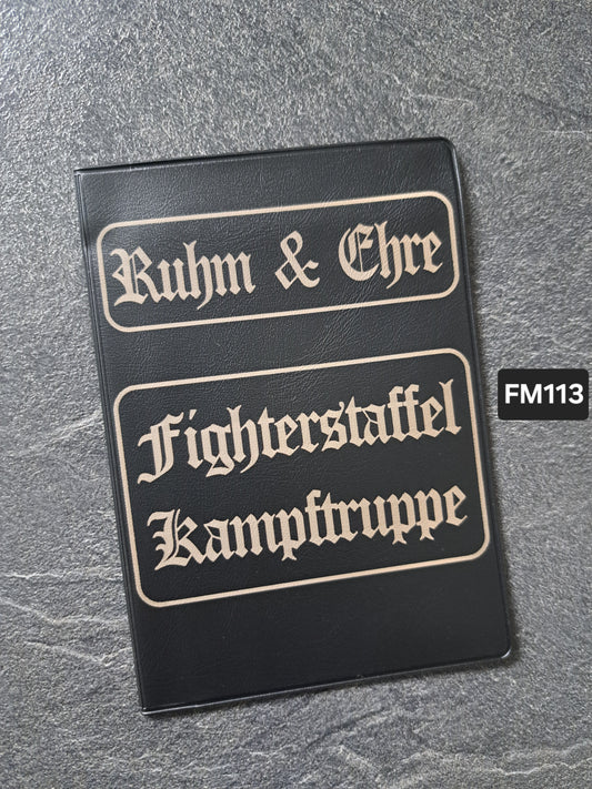 Fahrzeugscheinmappe Gravurdekor Ruhm & Ehre Fighterstaffel Kampftruppe