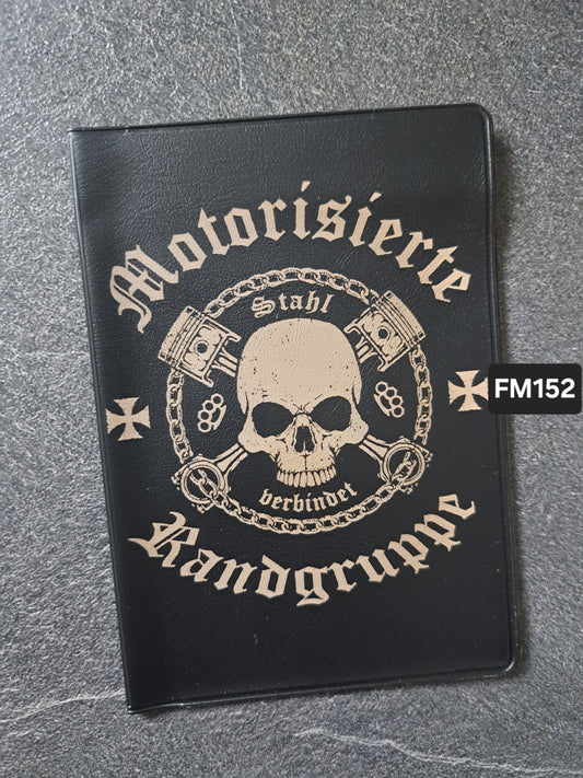 Fahrzeugscheinmappe Gravurdekor Motor. Randgruppe