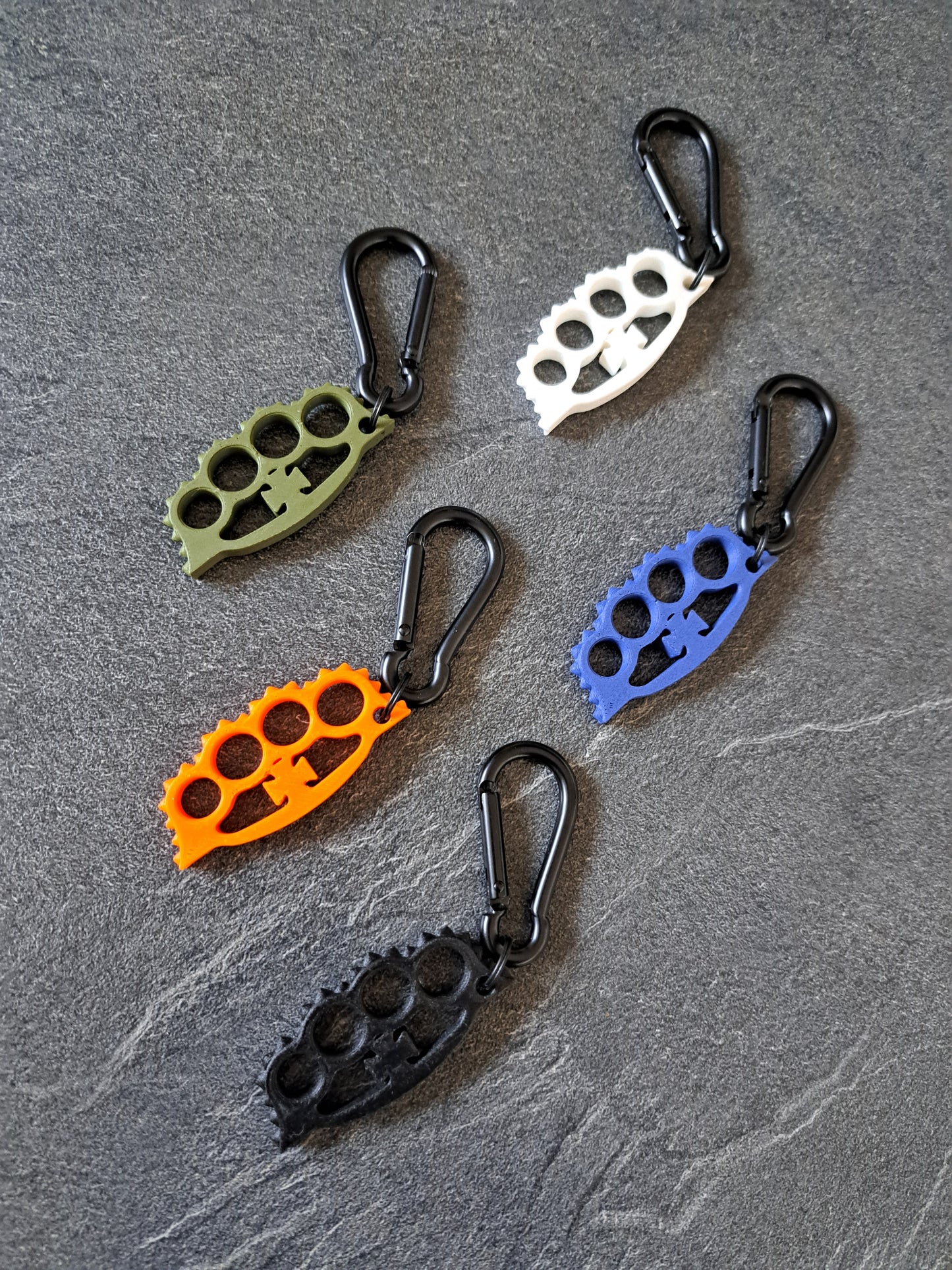 Schlüsselanhänger Schlagring klein Eisernes Kreuz div. Farben