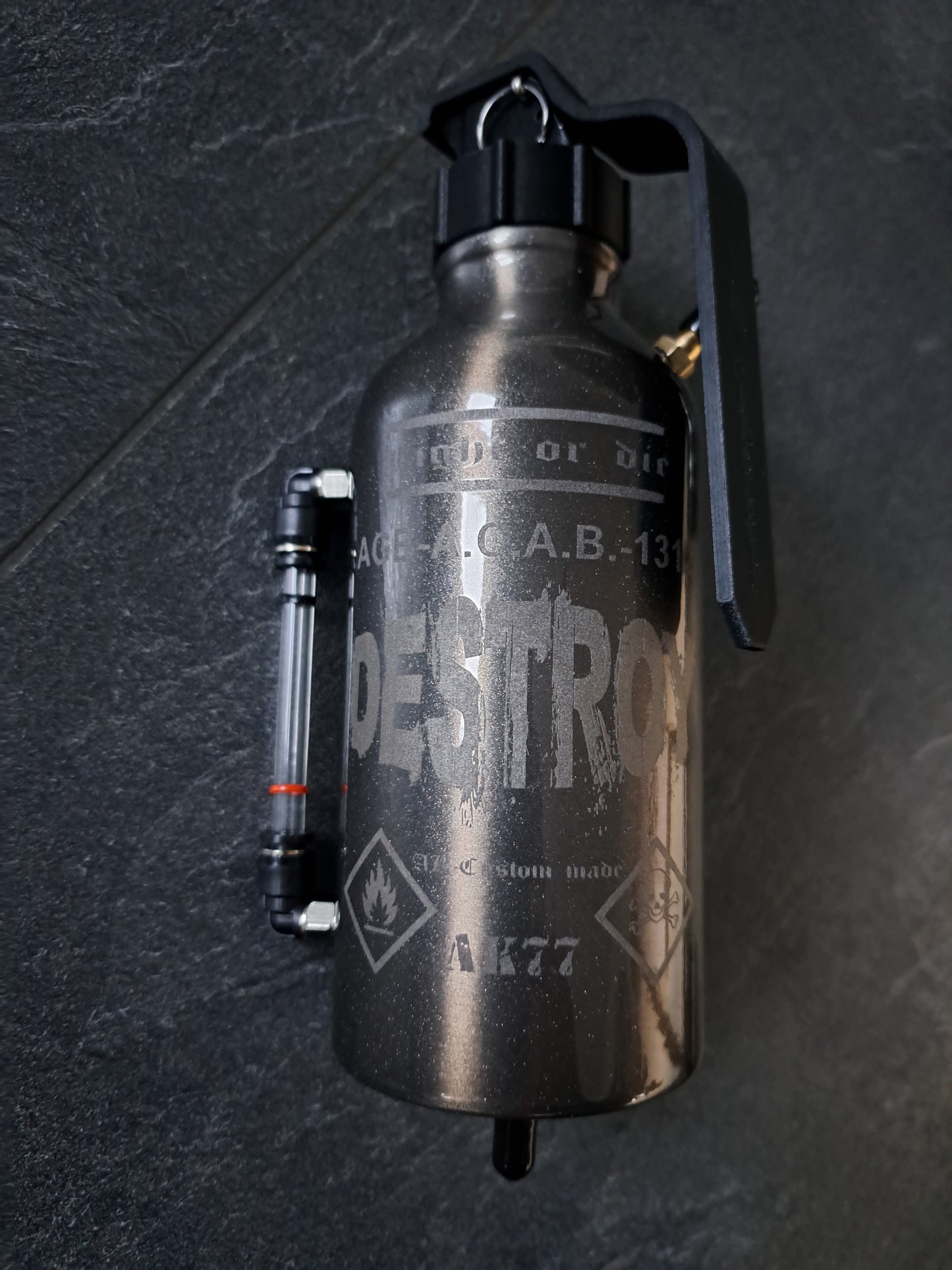 Ausgleichsbehälter Handgranate 400ml "DESTROY"