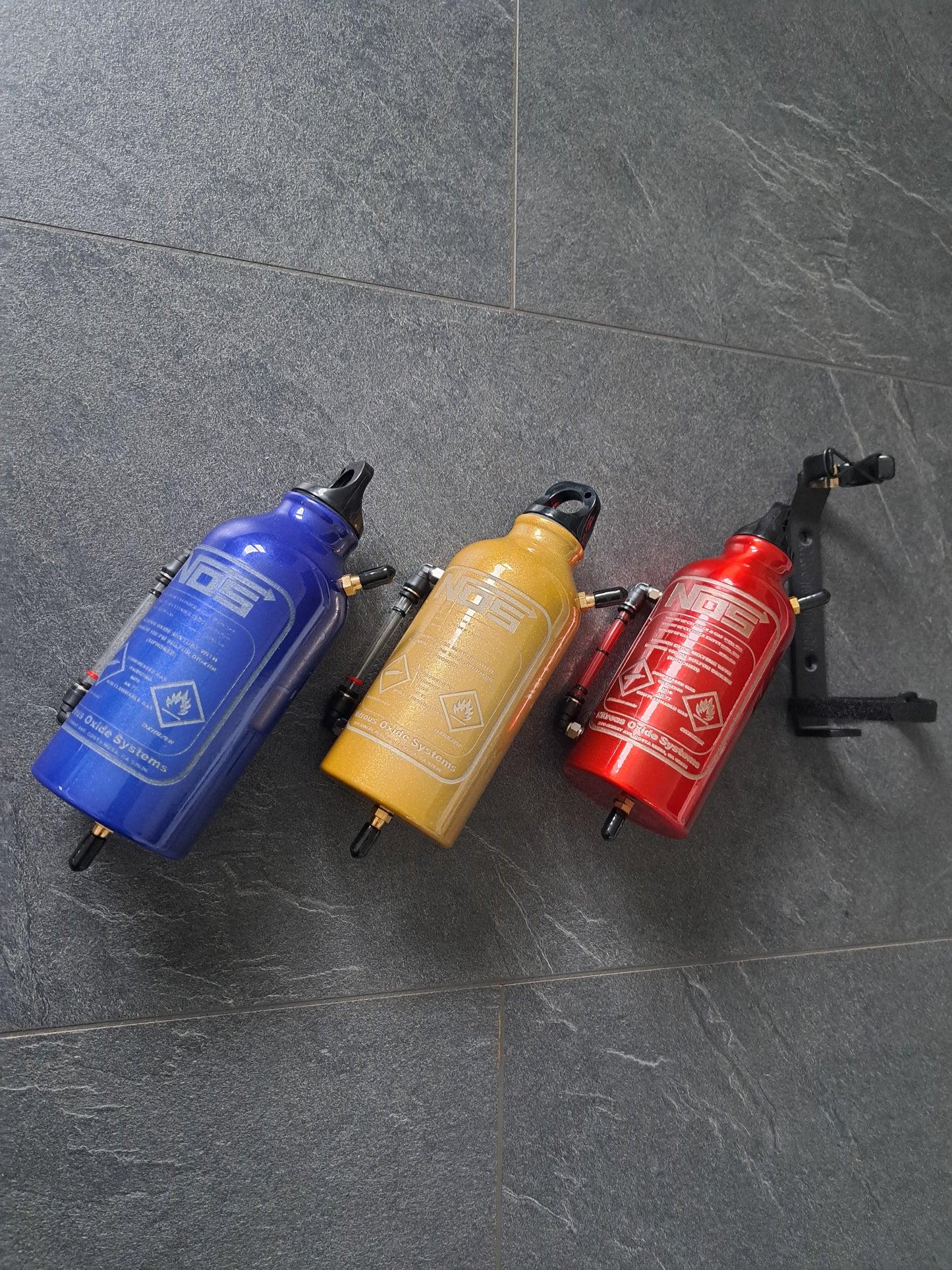 Ausgleichsbehälter NOS Gravuremblem