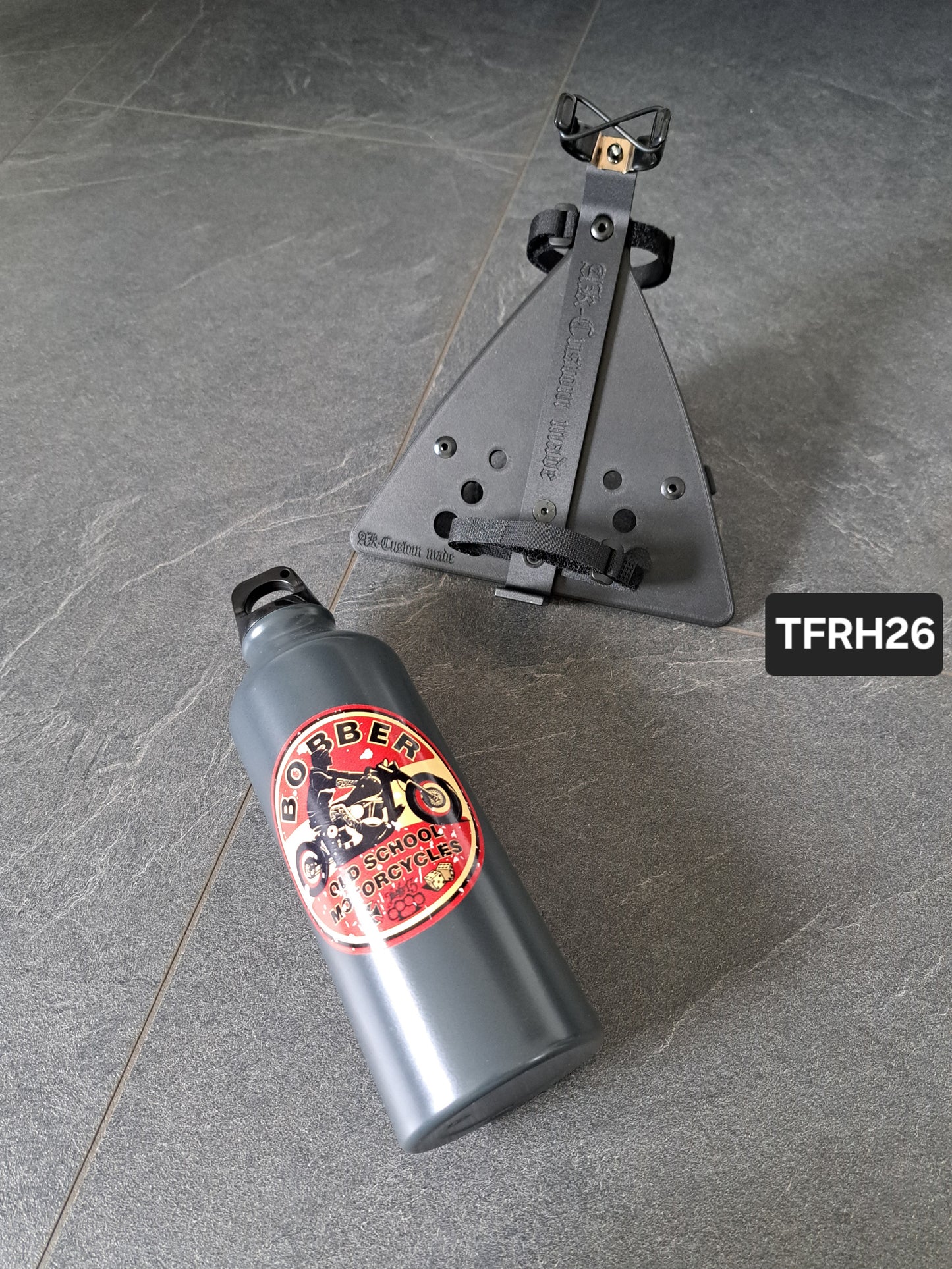 Suzuki Savage LS650 (Tank-)Flasche & Rahmenhalter BOBBER