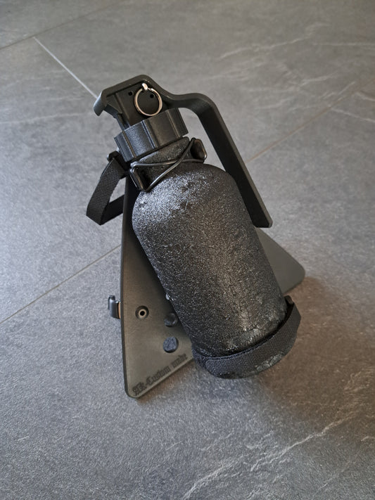 Suzuki Savage LS650 (Tank-)Flasche & Rahmenhalter Handgranate