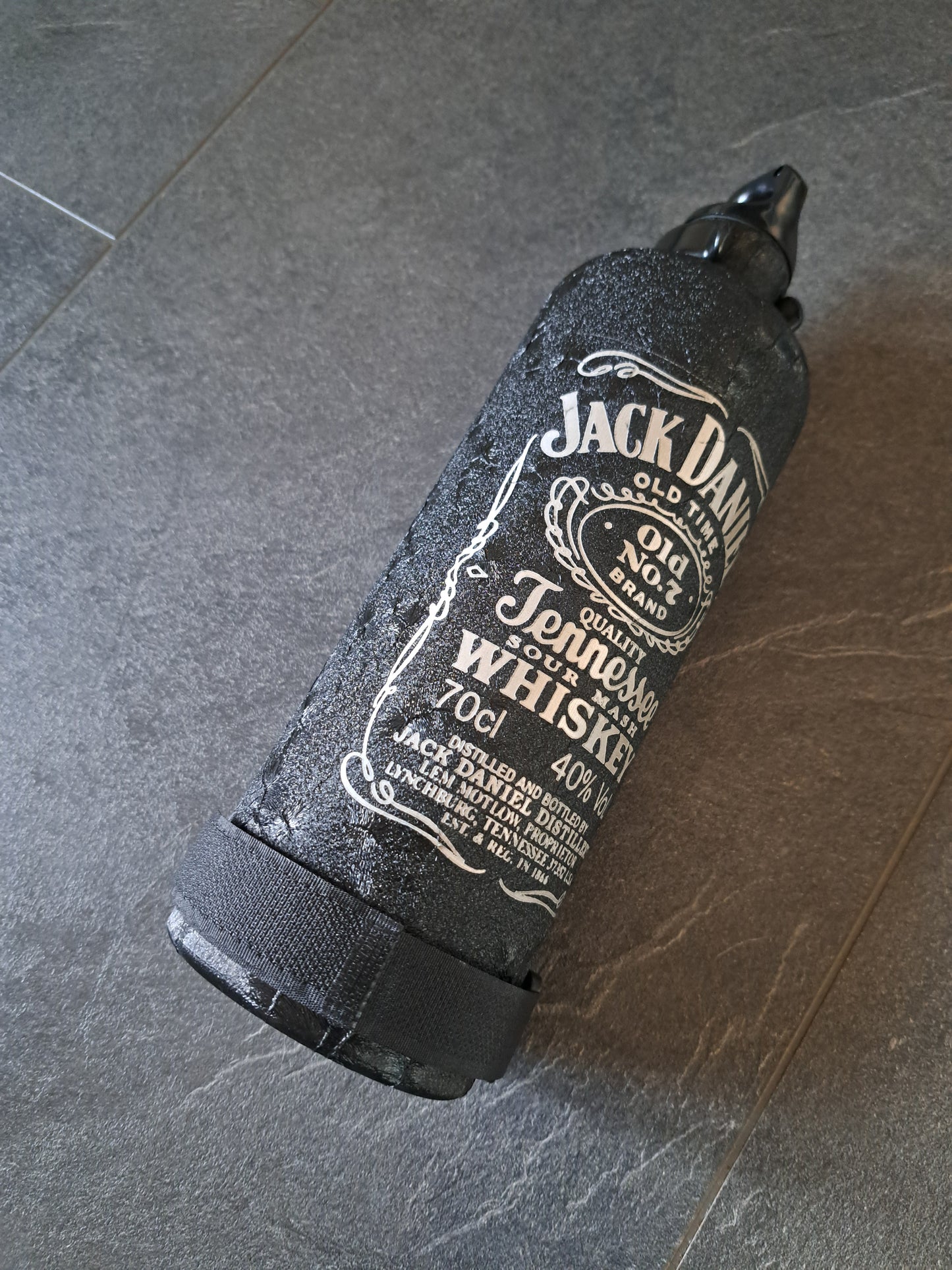 (Tank-) Flasche & Universalhalter 1000ml J. D.