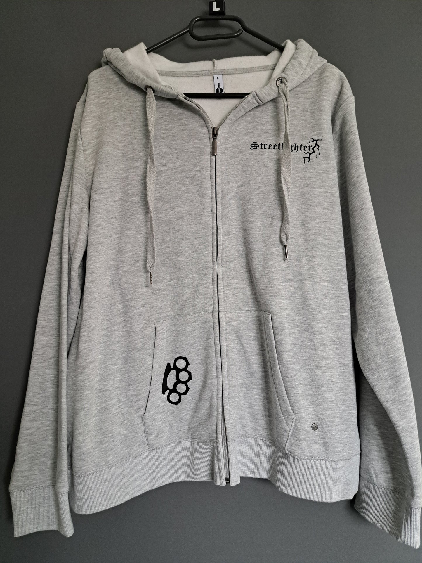 Zip-Hoodie Streetfighter Schlagring Klagt nicht, kämpft!