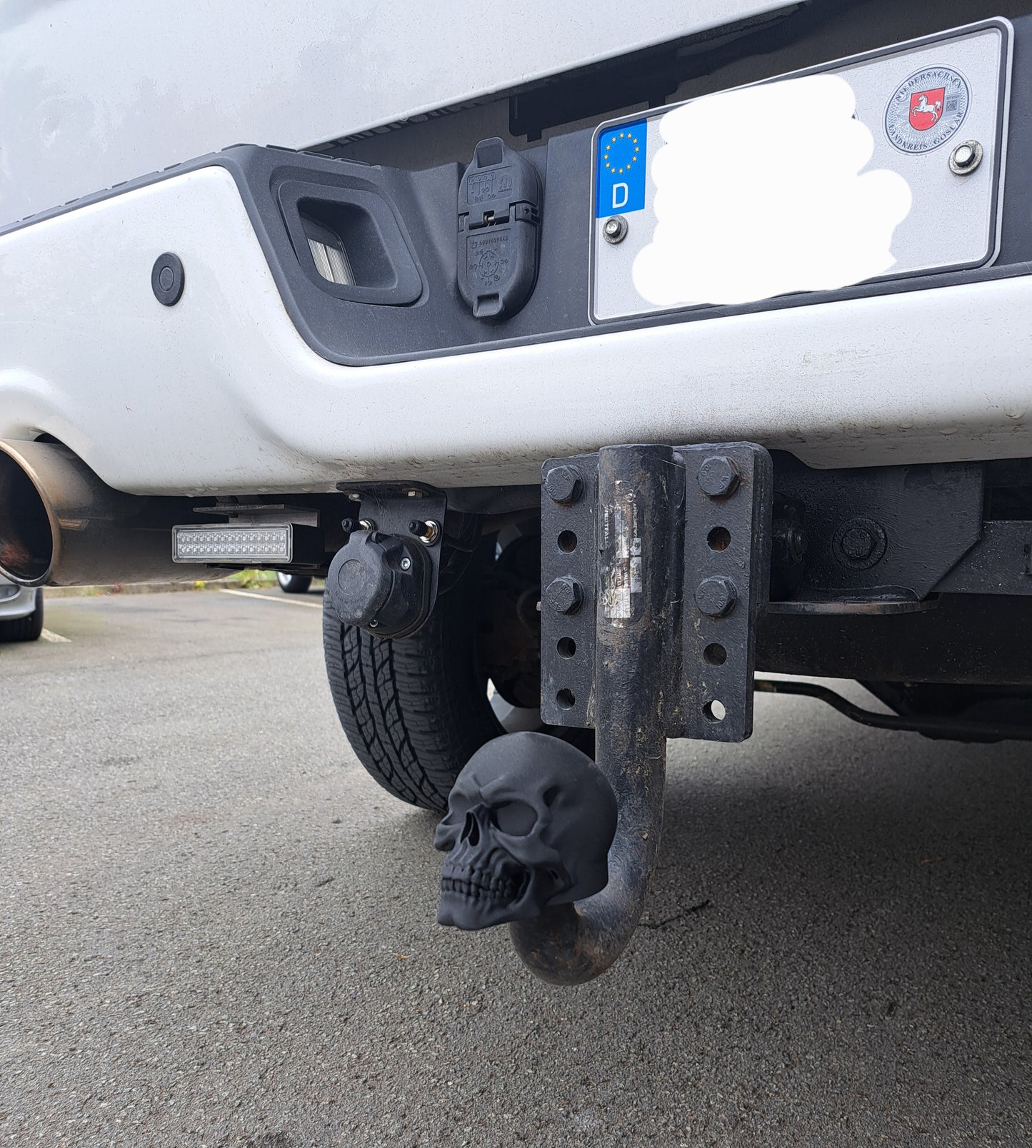 AHK Abdeckung SKULL Modell 1
