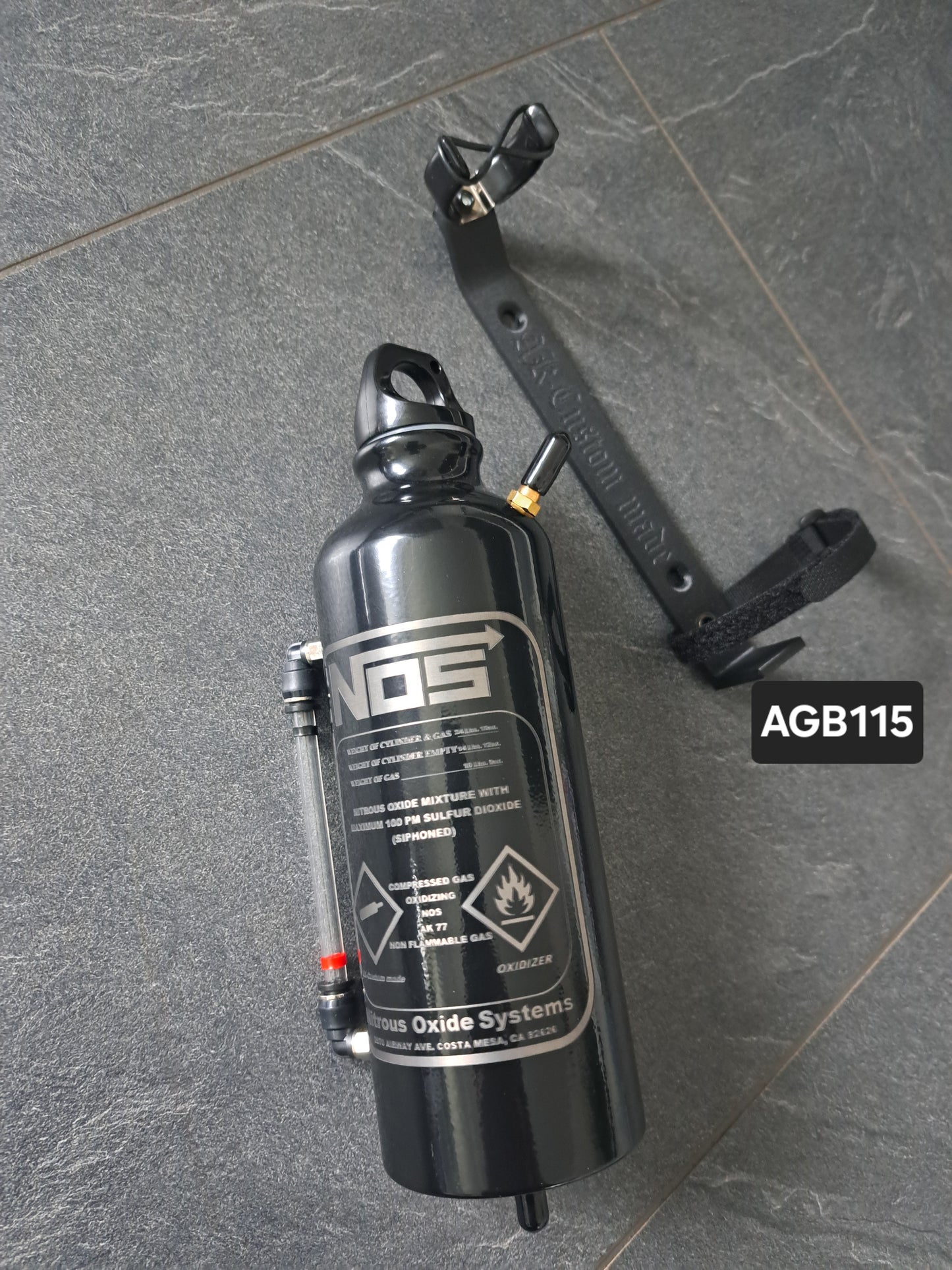 Ausgleichsbehälter "NOS-BLACK" Gravurdekor