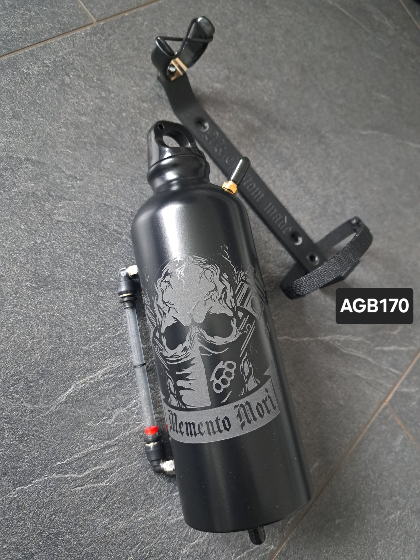Ausgleichsbehälter Totenkopf Memento Mori