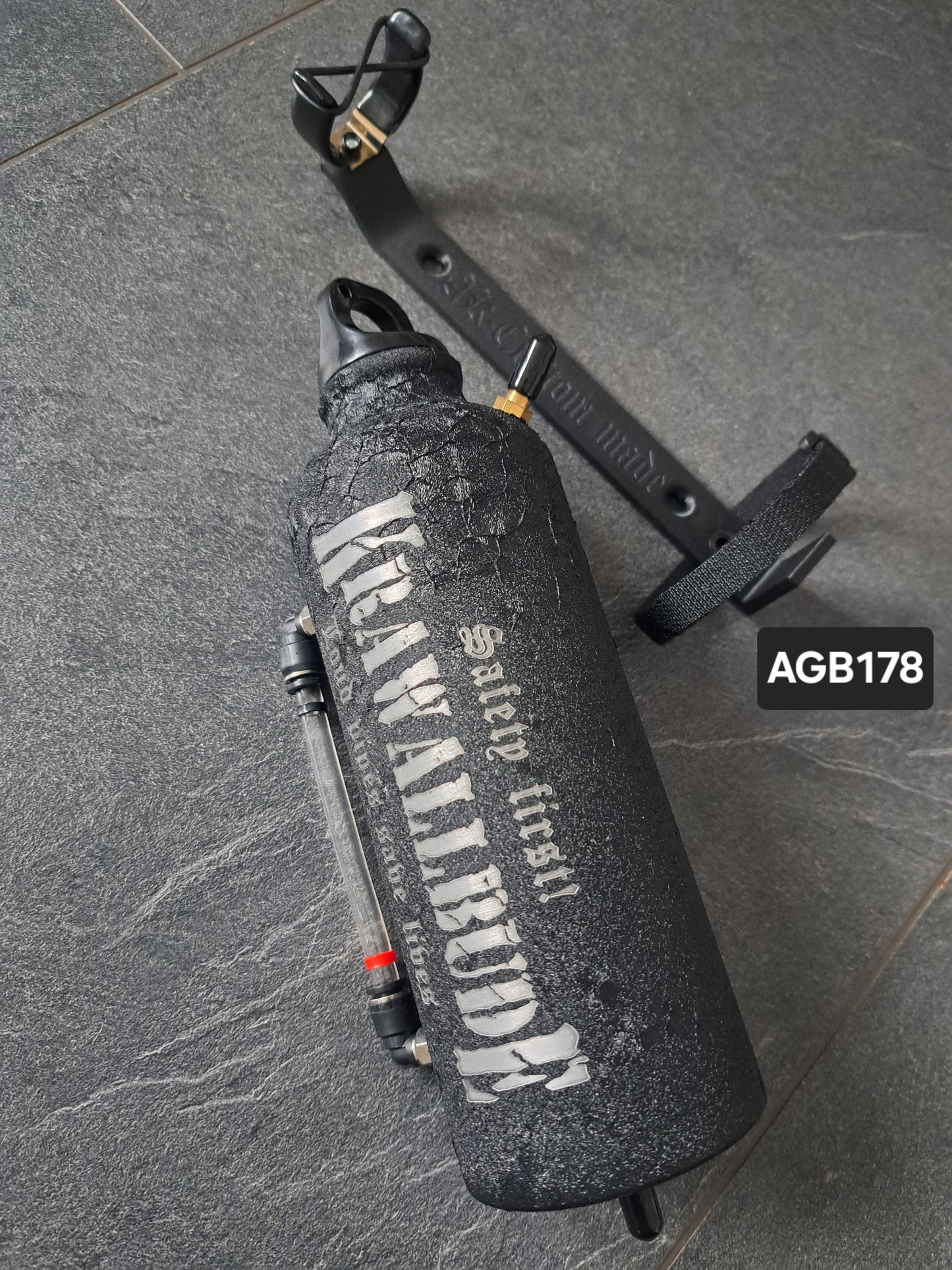 Ausgleichsbehälter Krawallbude