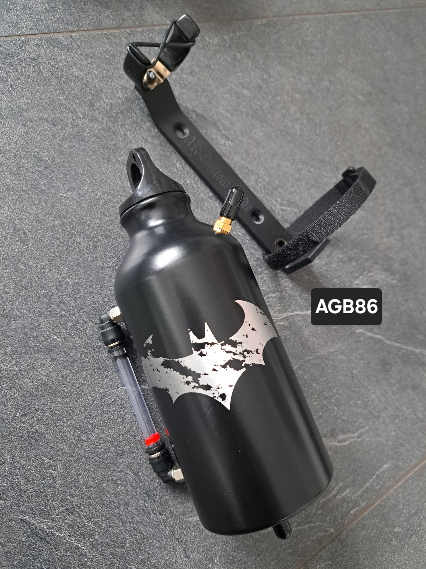 Ausgleichsbehälter Batman