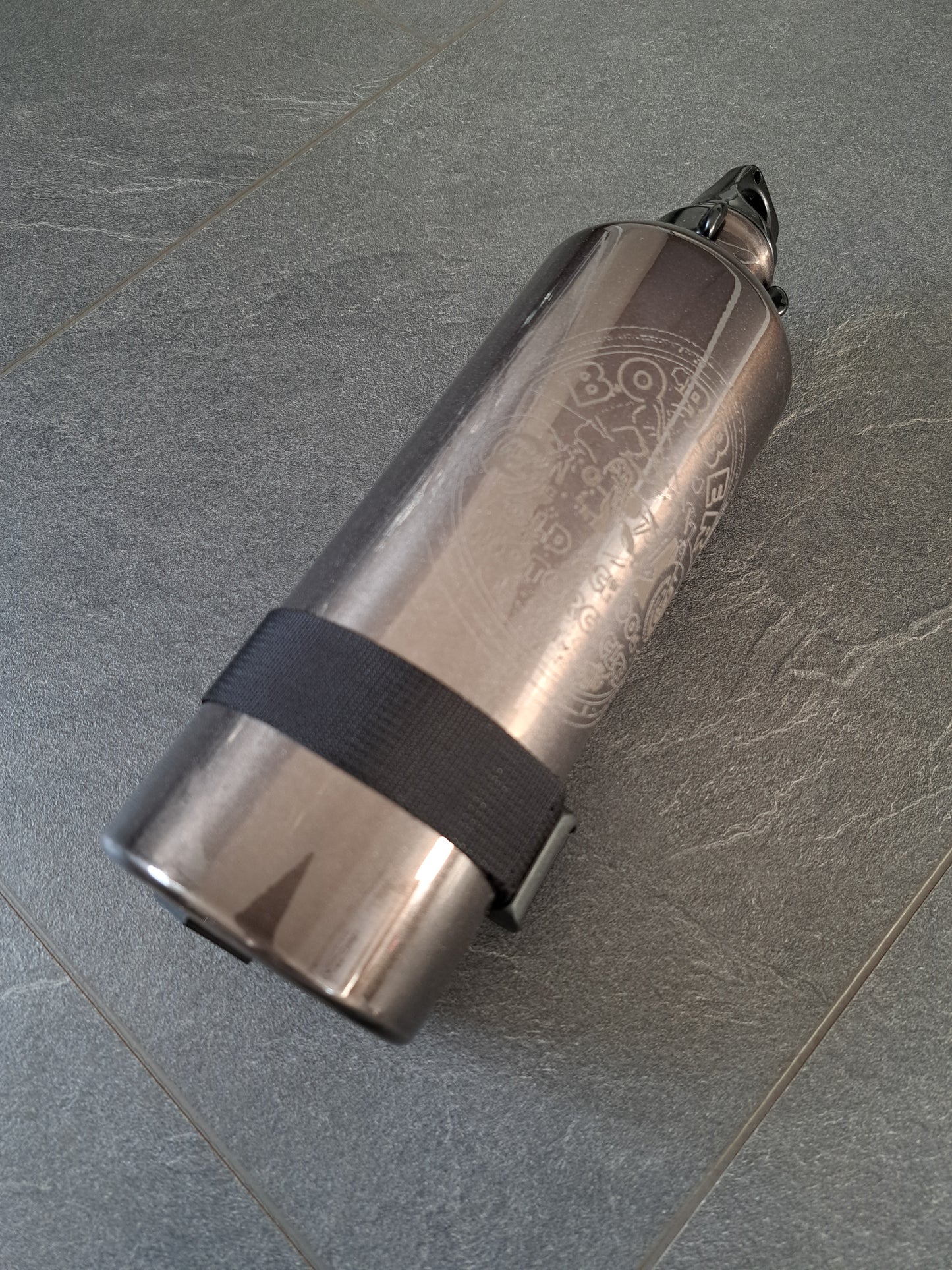 (Tank-) Flasche & Universalhalter 1000ml Bobber