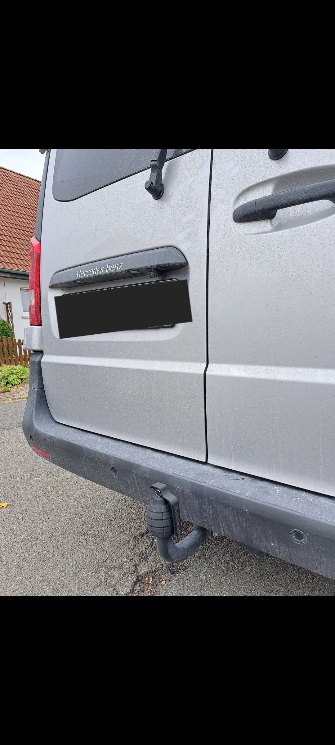 AHK Abdeckung Granate schwarz