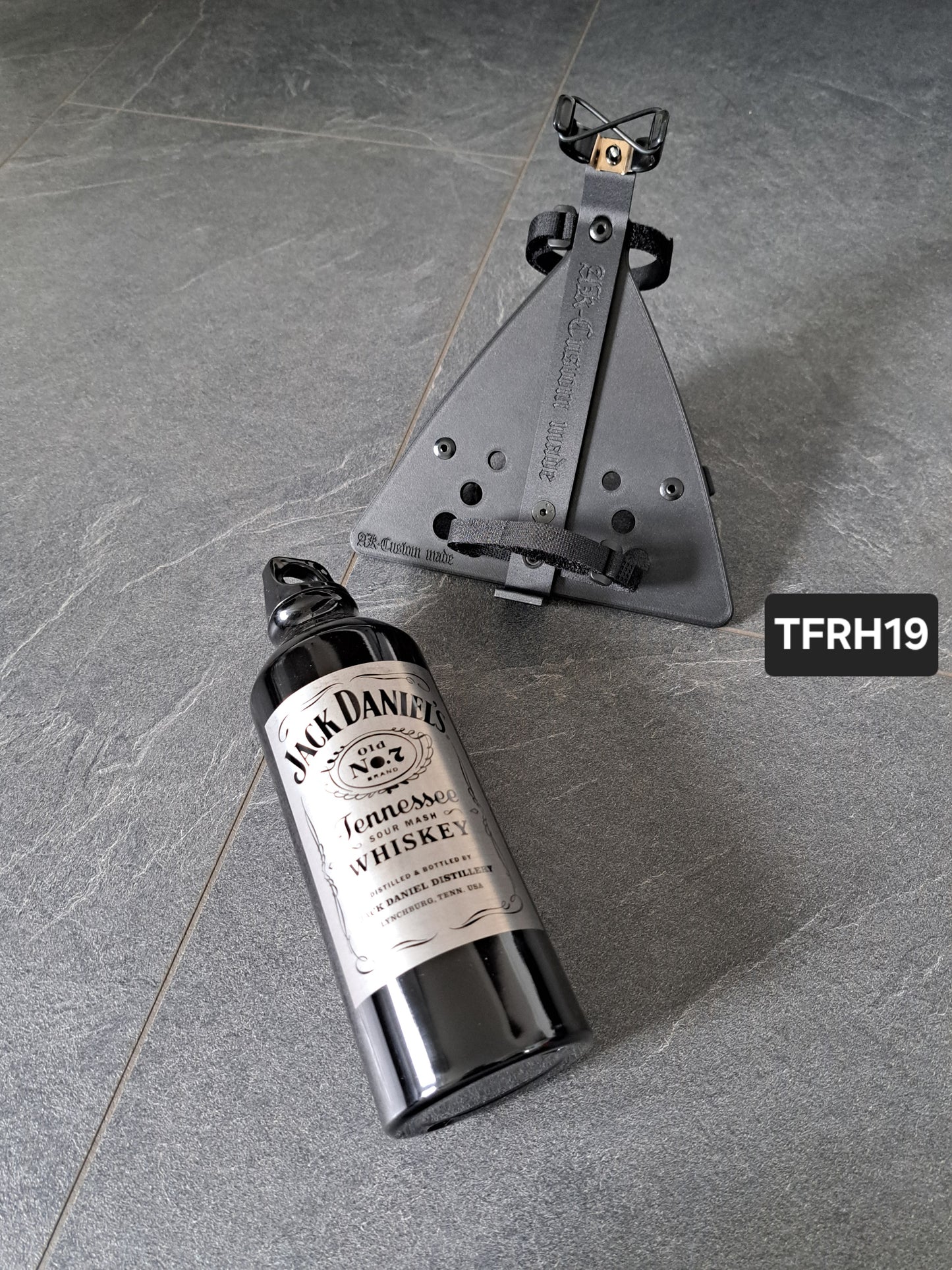 Suzuki Savage LS650 (Tank-)Flasche & Rahmenhalter J.D.