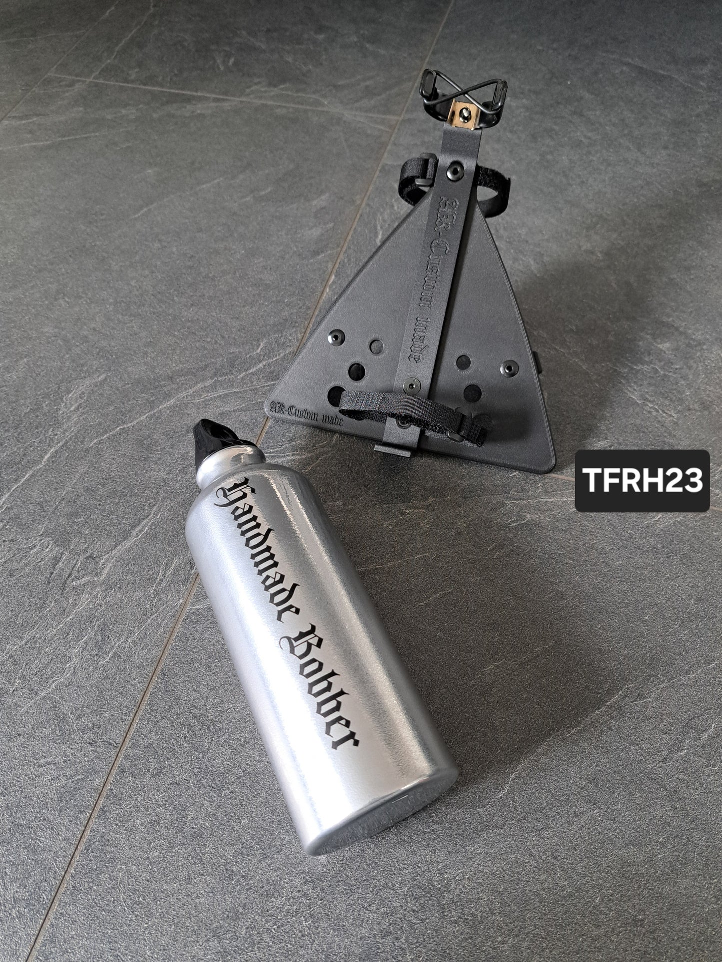Suzuki Savage LS650 (Tank-)Flasche & Rahmenhalter Handmade Bobber