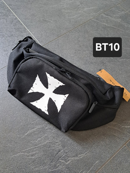 Bauchtasche Eis. Kreuz