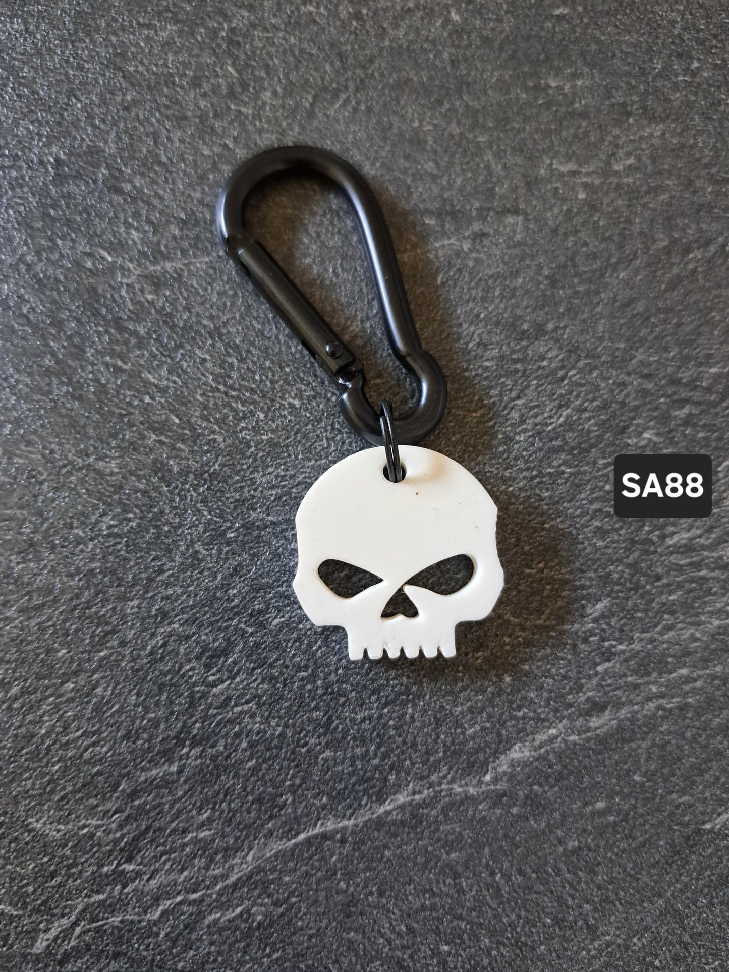 Schlüsselanhänger Skull klein div. Farben