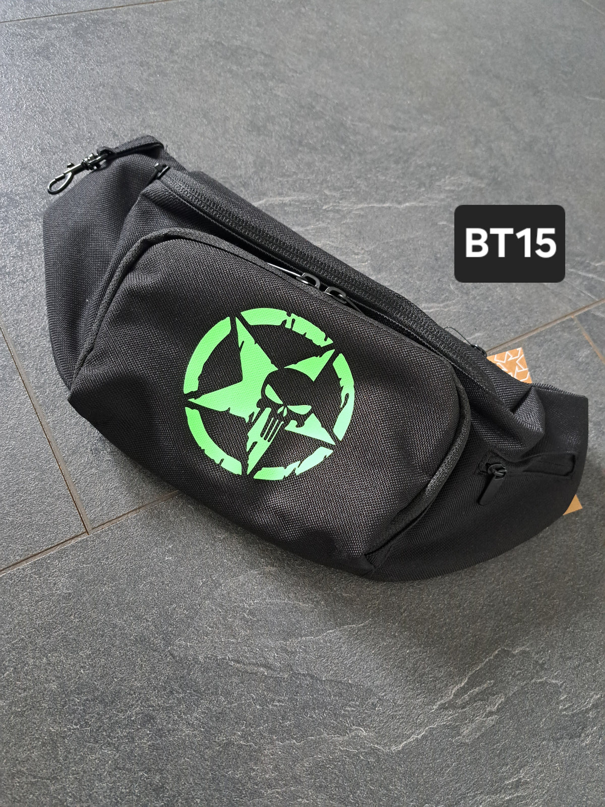 Bauchtasche Bobber Army-Stern Punisher