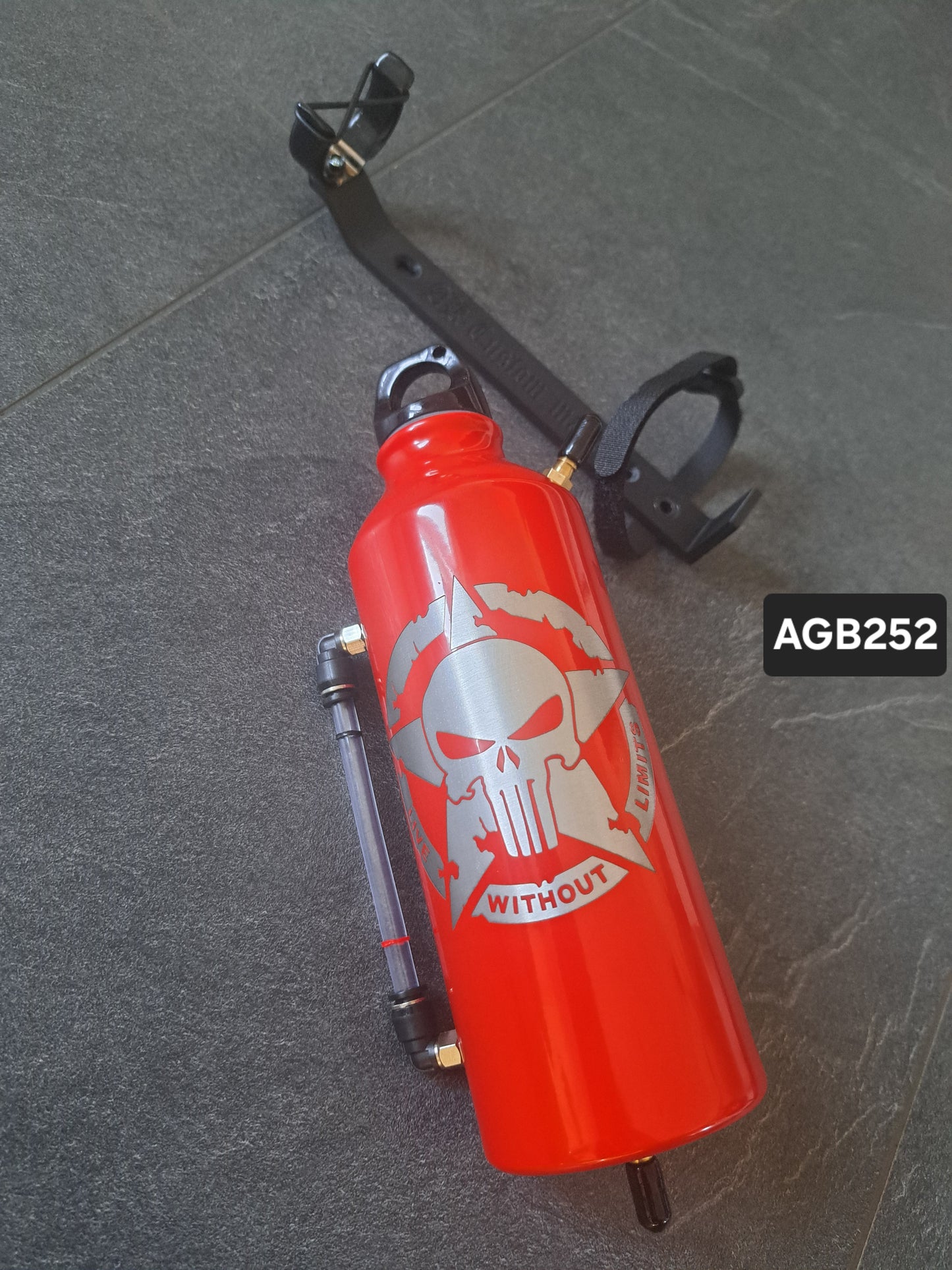 Ausgleichsbehälter Punisher Army-Stern Live Without Limits